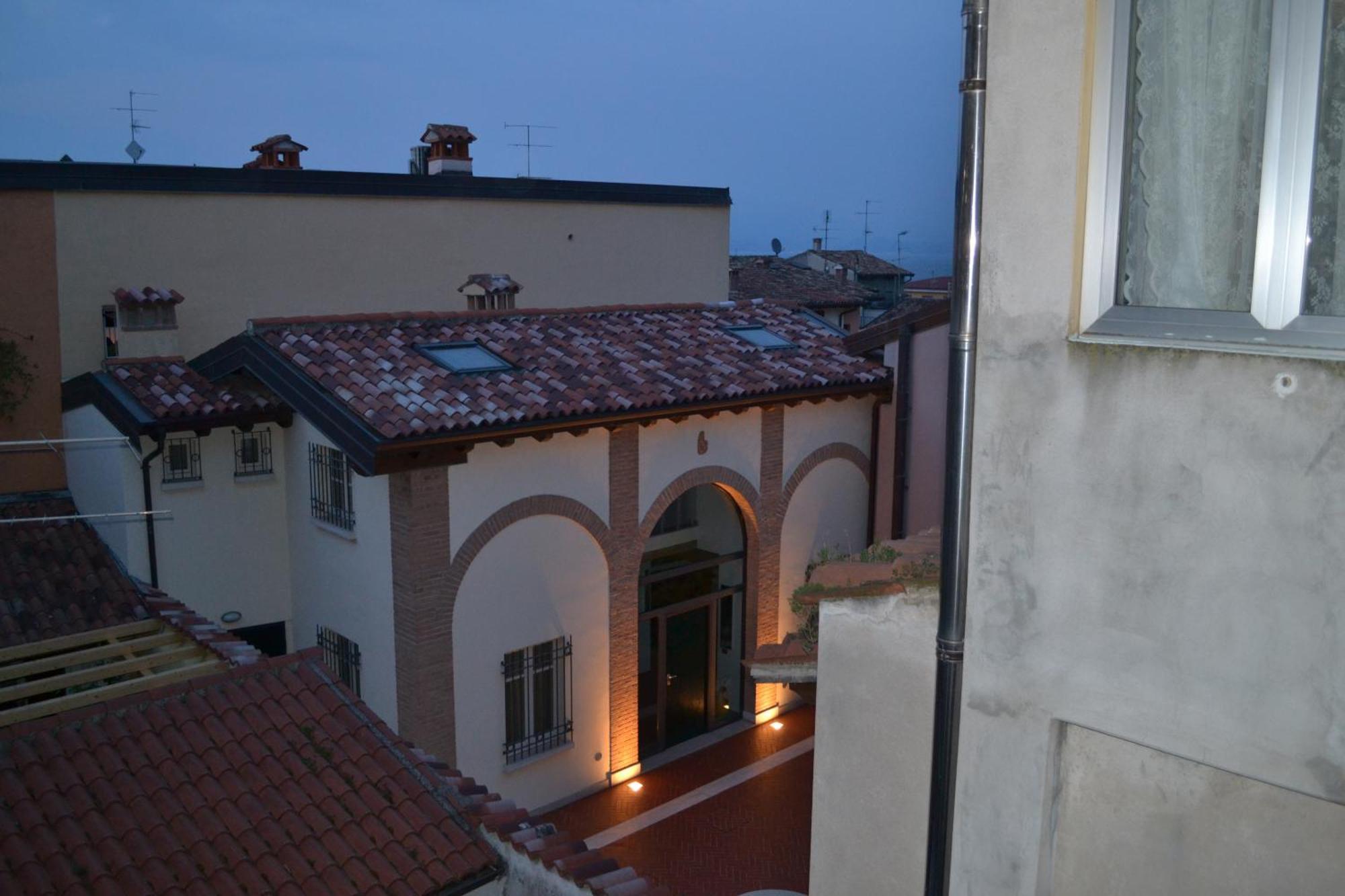Relais De La Place Desenzano del Garda Eksteriør billede