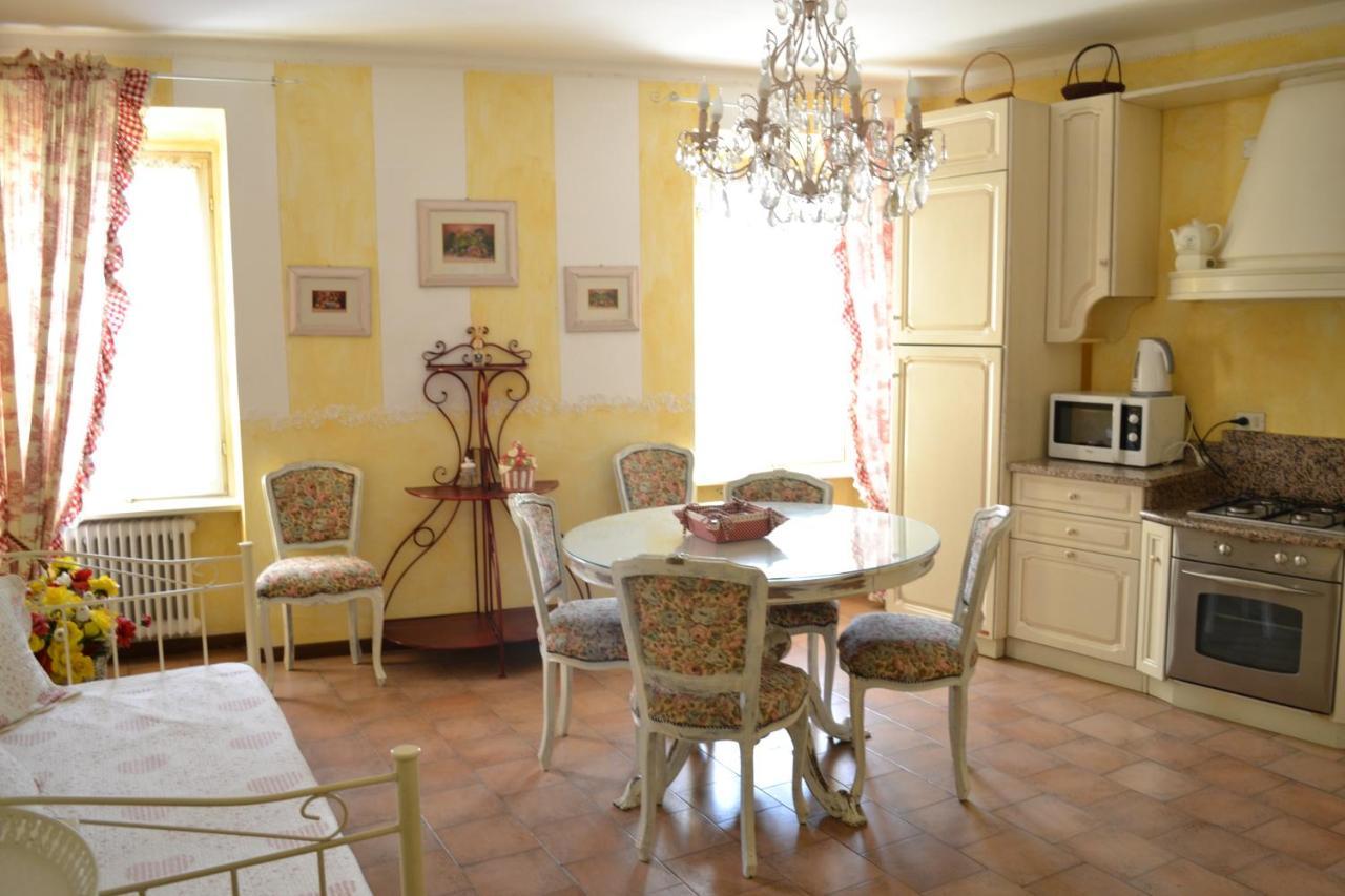 Relais De La Place Desenzano del Garda Eksteriør billede